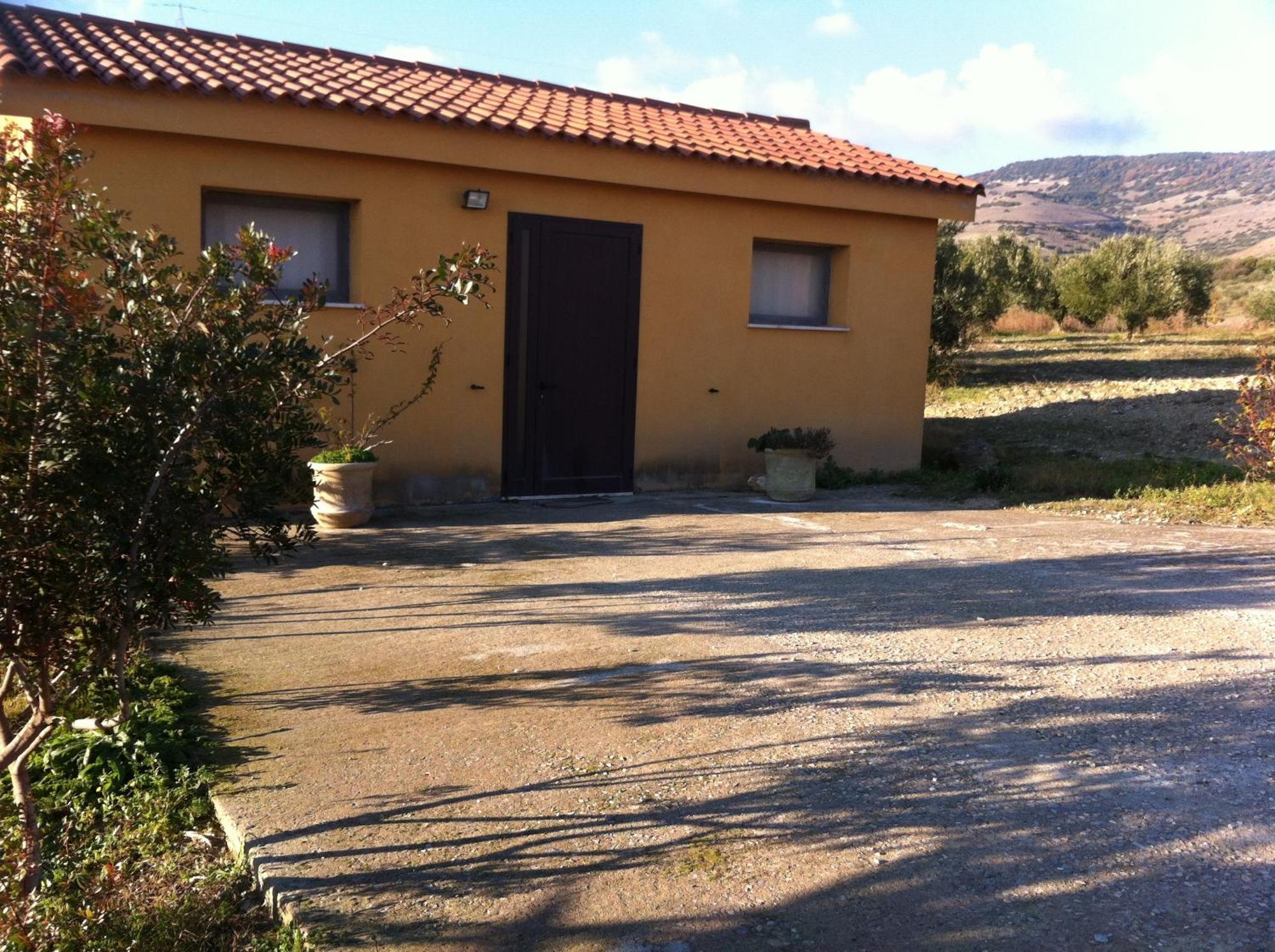 Hotel Su Nuraxi Barumini Room photo